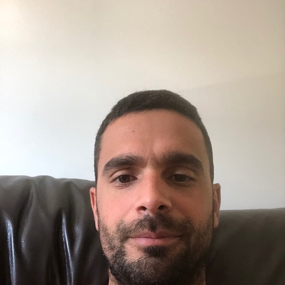 Meet your Posher, Sebastien - Picture 1 of 1